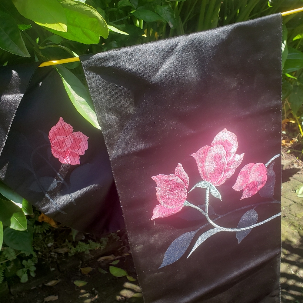 Japanese Black and Pink Floral Obi - Picture 2 of 4